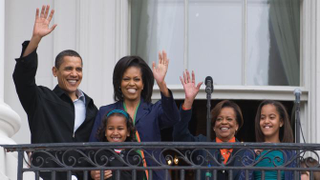 Illustration for article titled Malia and Sasha Obama: Our Favorite Photos